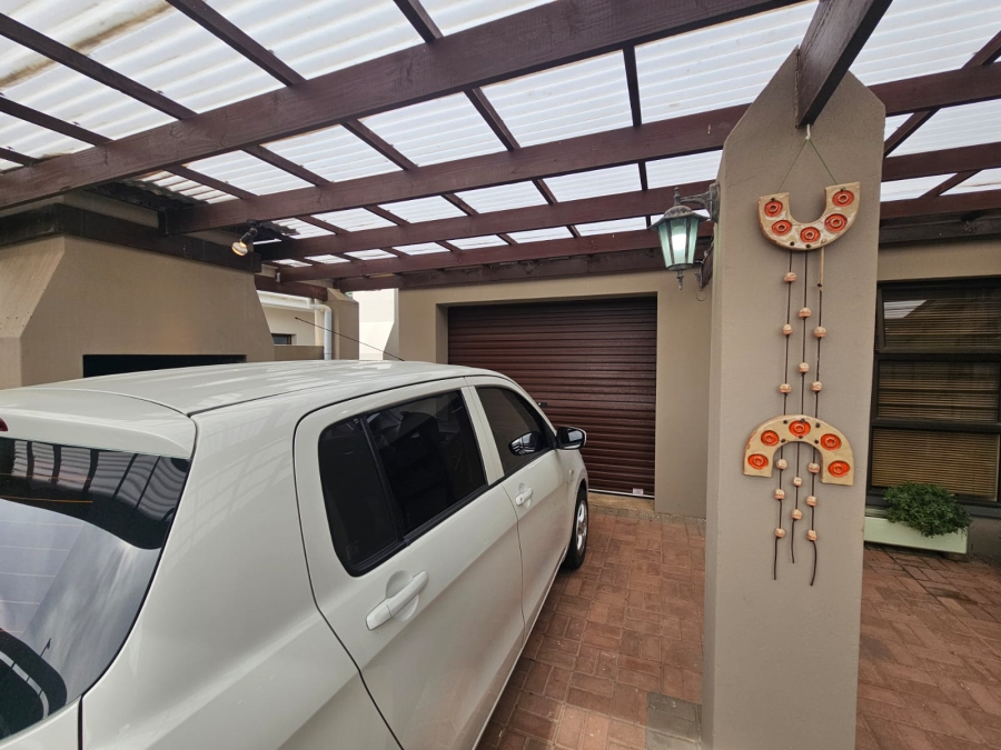 3 Bedroom Property for Sale in Stilbaai Wes Western Cape